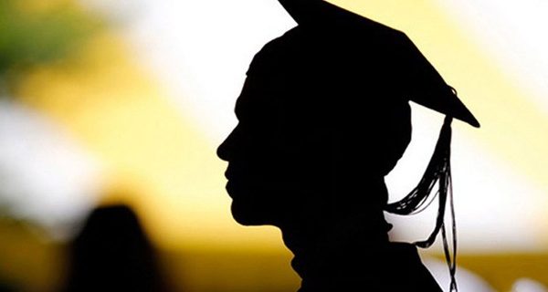 تکبر آکادمیک را در آموزش عالی کنار بگذاریم تکبر آکادمیک را در آموزش عالی کنار بگذاریم