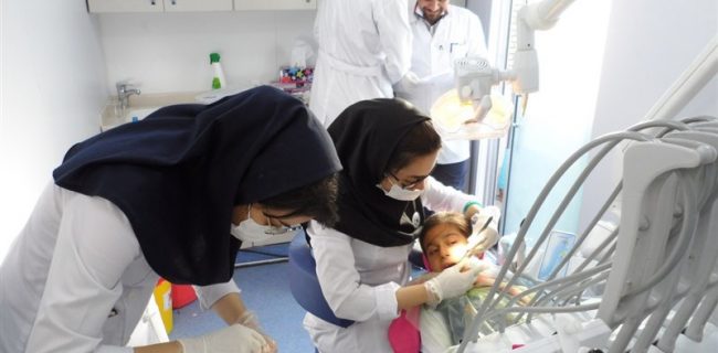ارائه خدمات رایگان دندانپزشکی در مناطق محروم البرز ارائه خدمات رایگان دندانپزشکی در مناطق محروم البرز
