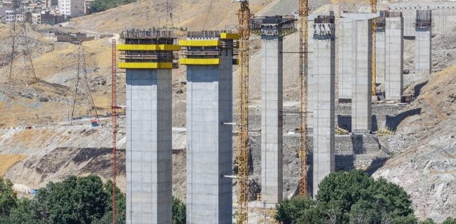 یکی از خاص ترین پل های خاورمیانه در البرز قرار دارد یکی از خاص ترین پل های خاورمیانه در البرز قرار دارد
